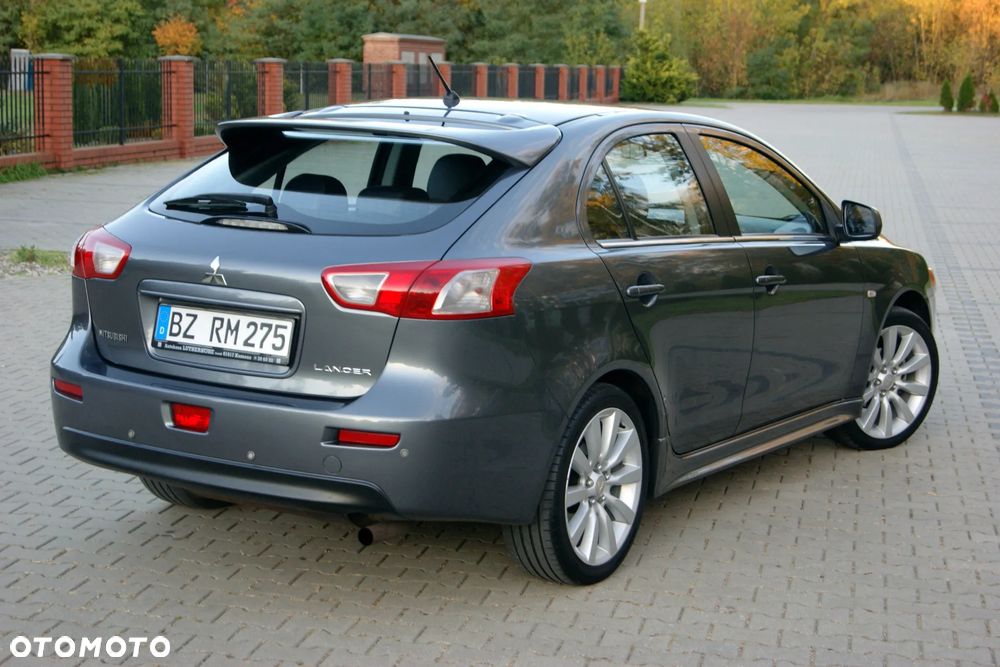 Mitsubishi Lancer 1.8 Intense - 16