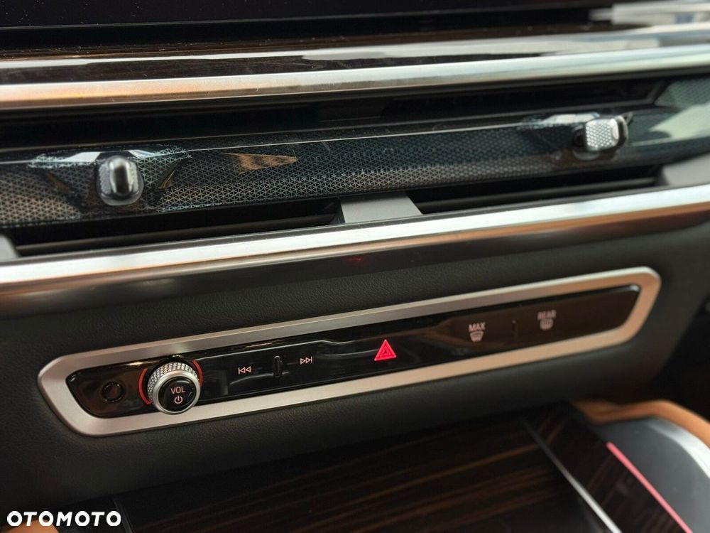 BMW X6 - 37
