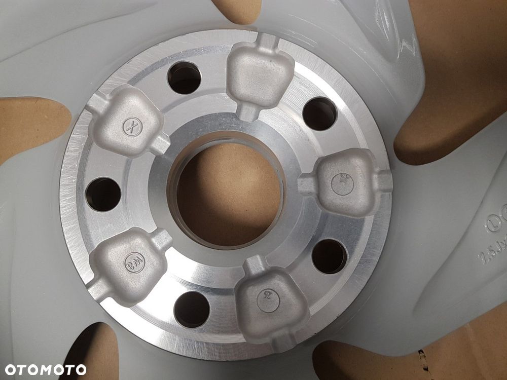 NOWA ORYGINALNA FELGA ALUMINIOWA ALUFELGA VW GOLF VIII 8 5H0  17 x 7,5j  5x112 ET51 5H0601025E - 9