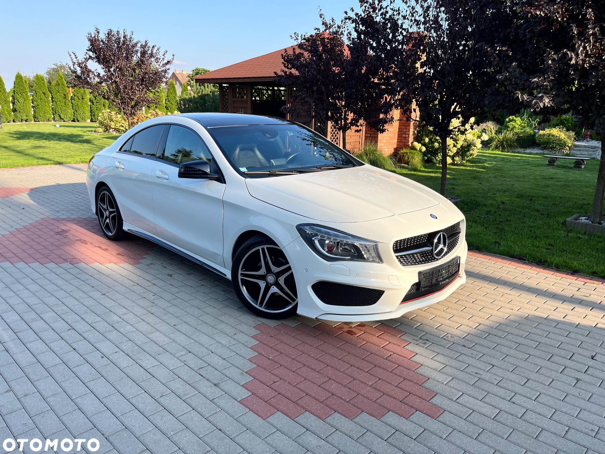 Mercedes-Benz CLA 200 CDI 7G-DCT AMG Line - 2