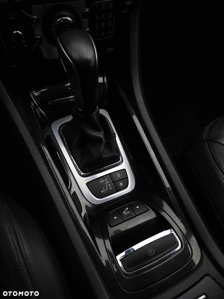 Citroën C5 V6 HDi 240 Biturbo FAP Exclusive - 25