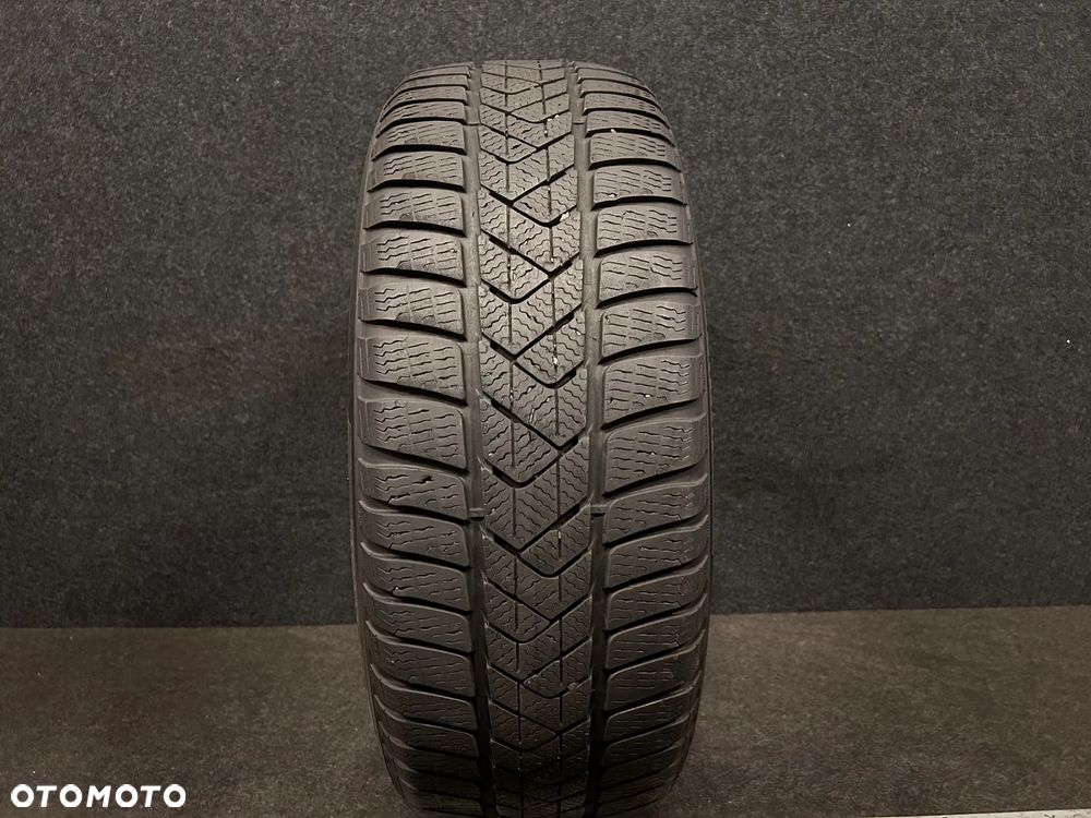 Pirelli Winter SottoZero 3 205/50/17 93H XL 1szt. - 1