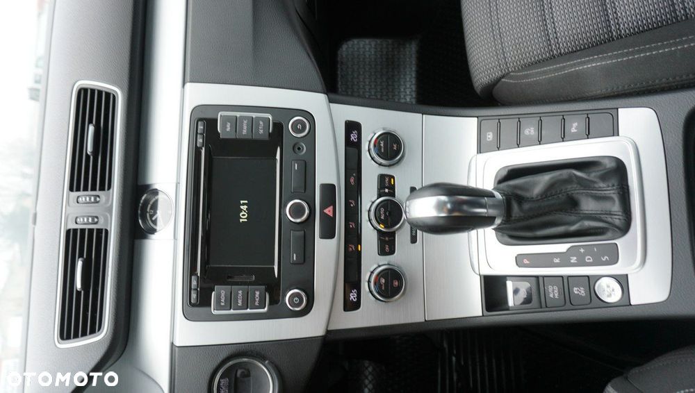 Volkswagen Passat CC - 10