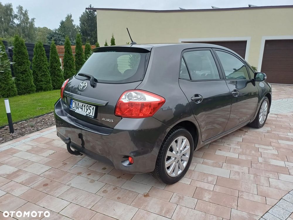 Toyota Auris 1.6 Valvematic Life - 6