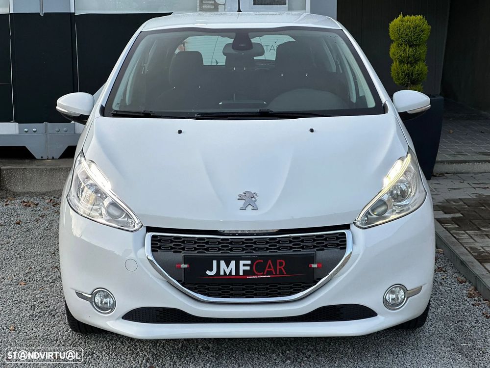 Peugeot 208 e-HDi 92 Stop&Start Style - 4