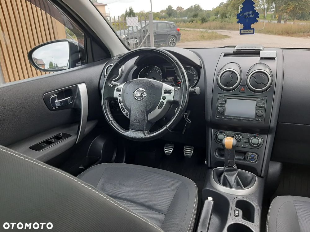 Nissan Qashqai 1.6 visia - 17