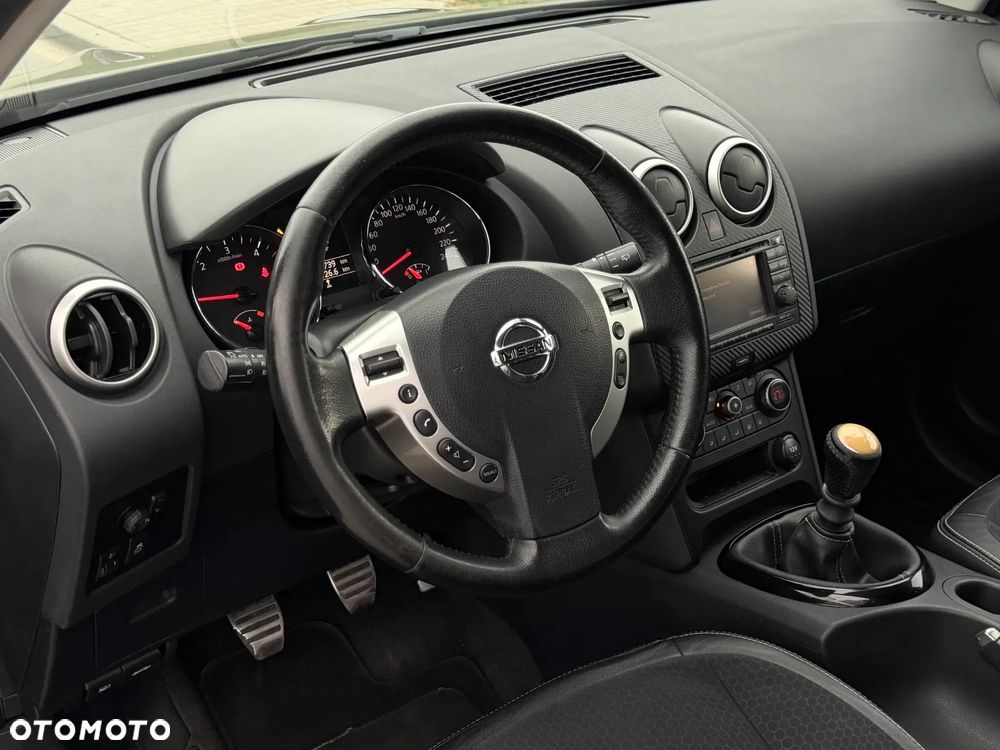 Nissan Qashqai+2 - 15