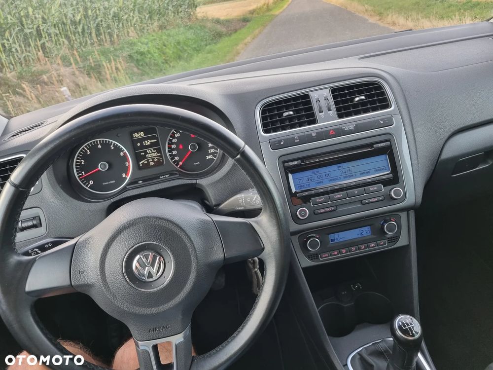Volkswagen Polo 1.4 FSI Highline - 9