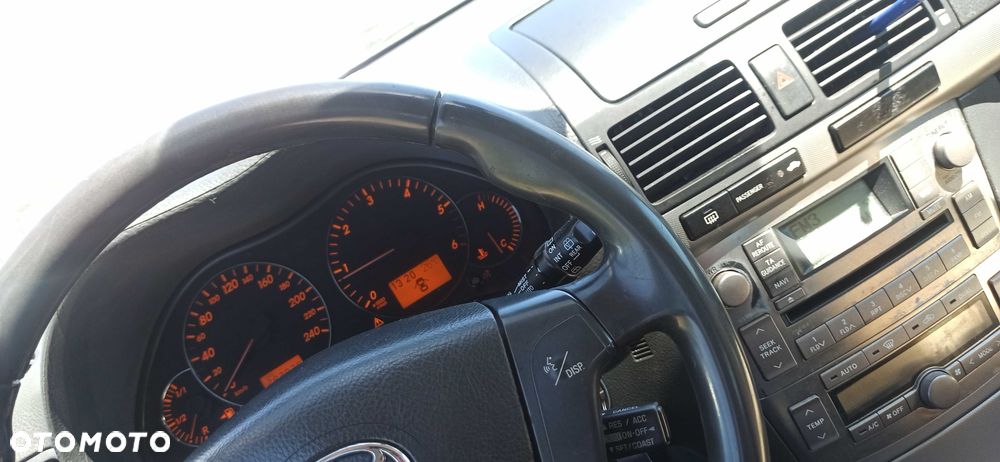 Toyota Avensis - 3