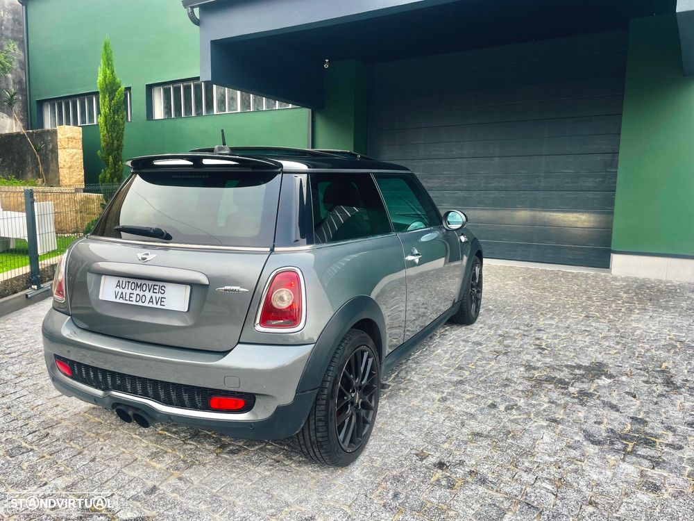 MINI Coupé John Cooper Works - 10