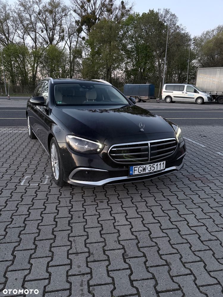 Mercedes-Benz Klasa E - 9