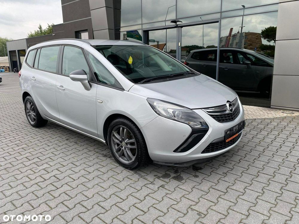 Opel Zafira - 2
