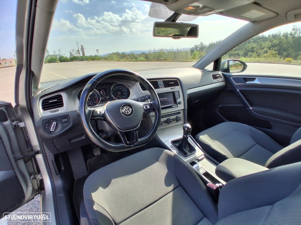 VW Golf Variant 1.6 TDi Confortline - 14