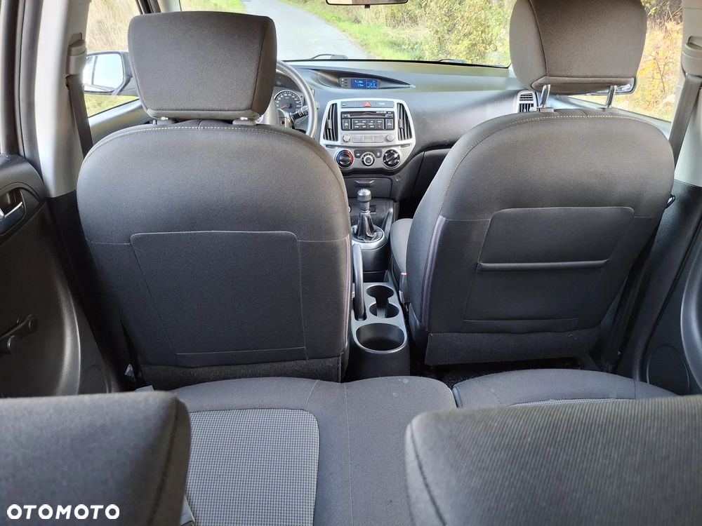Hyundai i20 1.2 Intro Edition - 13