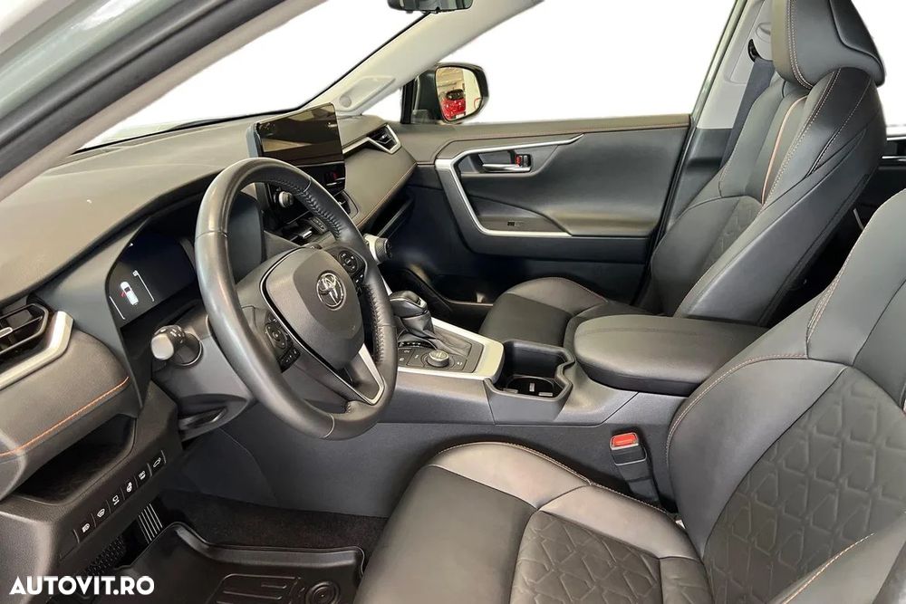 TOYOTA RAV4 2023 — imagine 11