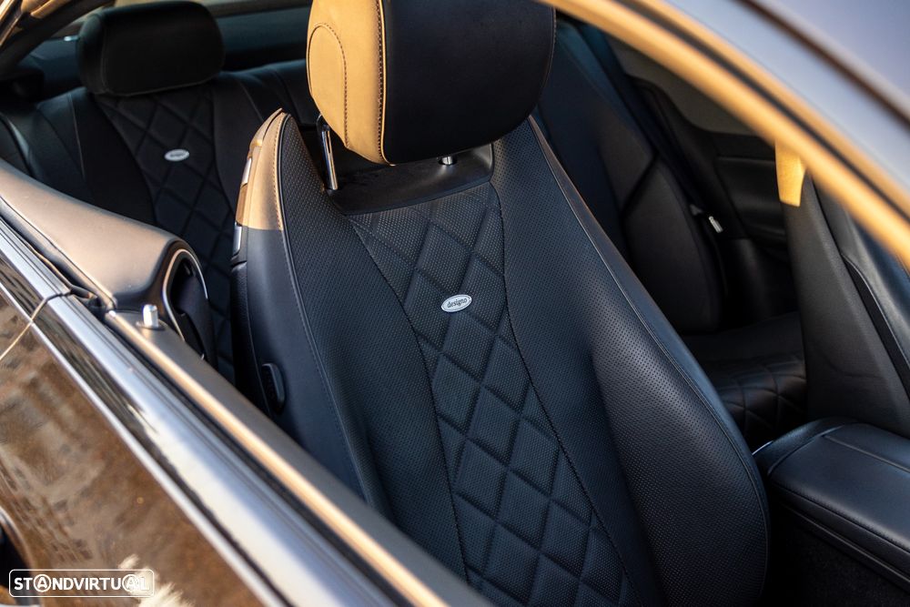 Mercedes-Benz E 53 AMG 4-Matic+ - 14