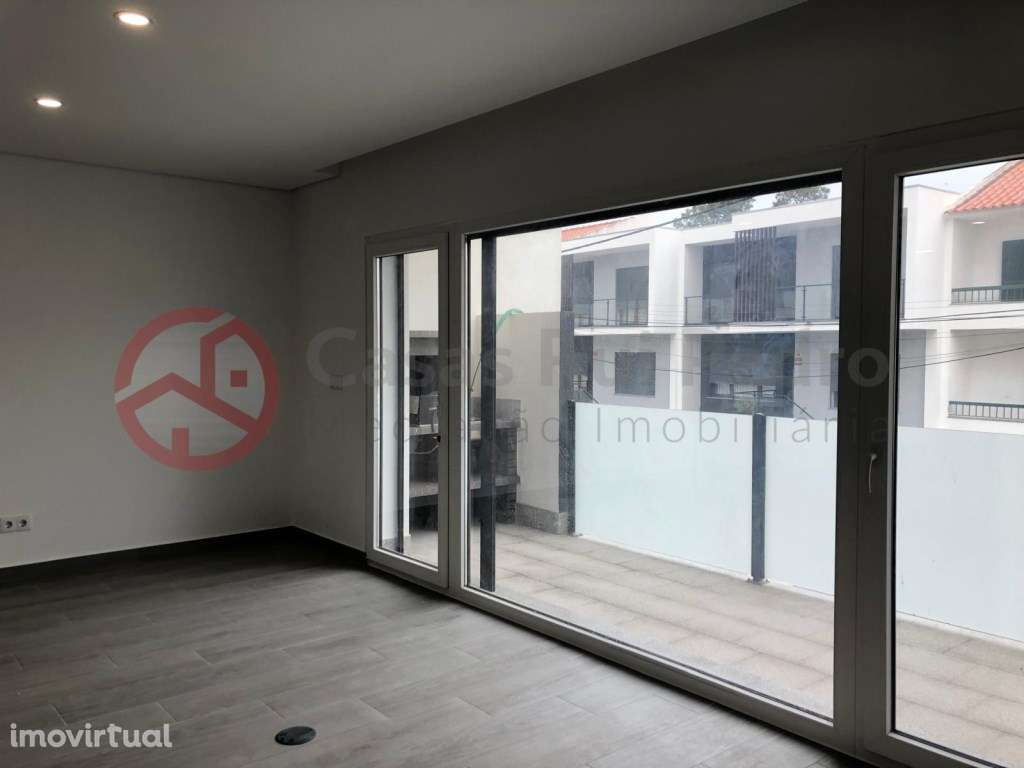 Moradia T3+2 em Vale de Milhaços - Grande imagem: 5/38