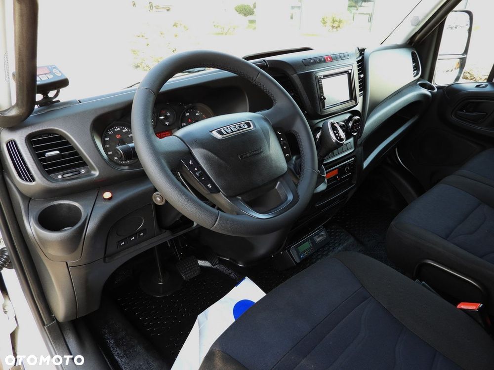 Iveco DAILY CHŁODNIA KONTENER -10*C WINDA 9 PALET ZASILANIE 230V TEMPOMAT PNEUMATYKA AUTOMAT HI-MATIC BLIŹNIACZE KOŁA KLIMATYZACJA  170KM - 3