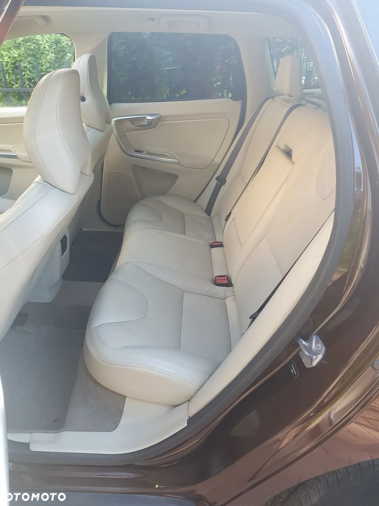 Volvo XC 60 3.2 AWD Summum - 17