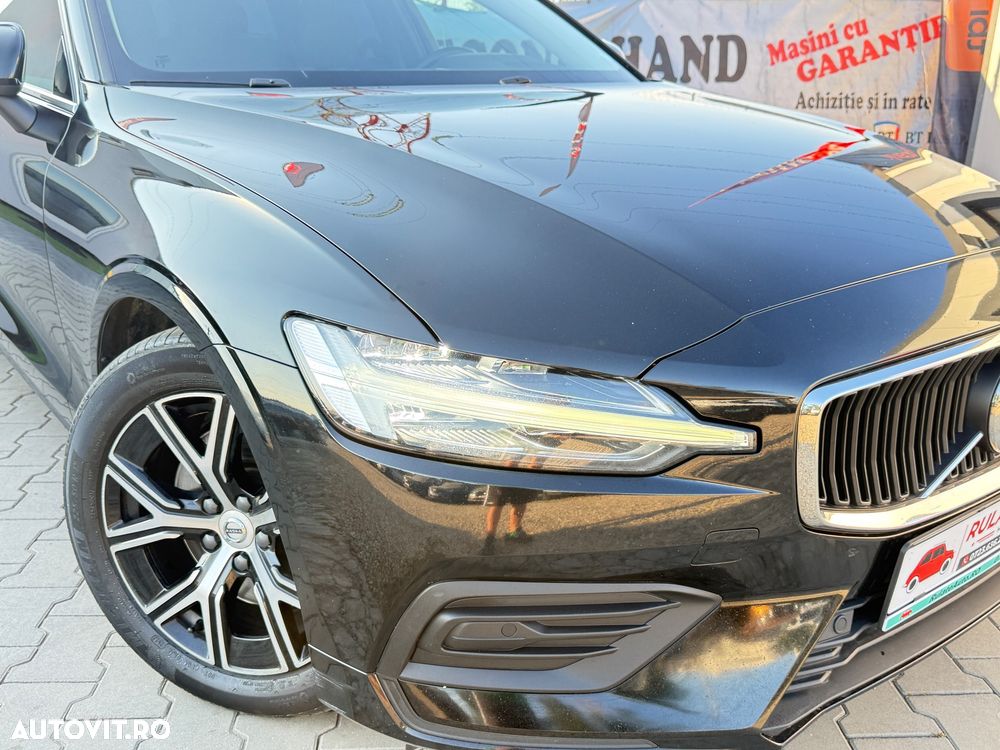 Volvo V60 B4 MHEV AT8 FWD Momentum - 20