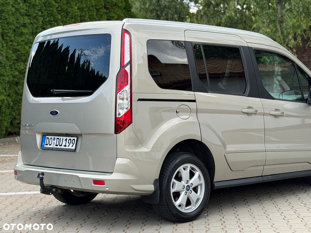 Ford Tourneo Connect - 17