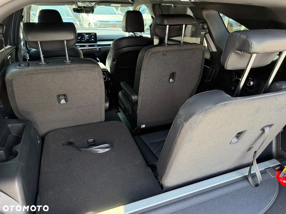 Kia Sorento - 15