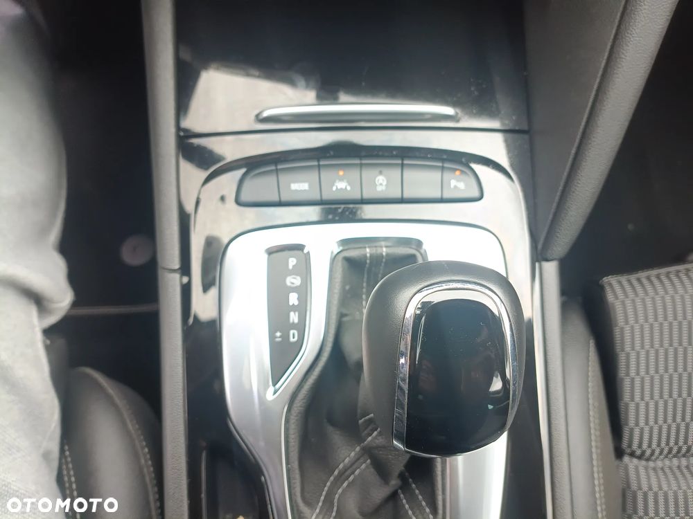 Opel Insignia 2.0 T Business Elegance S&S - 30