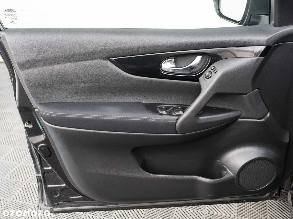Nissan Qashqai 1.5 dCi N-Connecta - 10