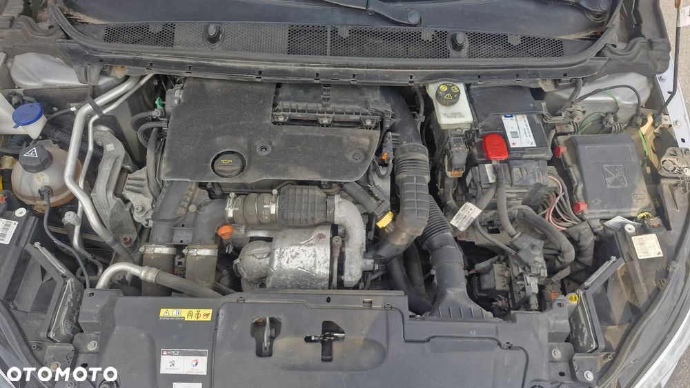 Peugeot 308 BlueHDi 120 Stop & Start Allure - 9
