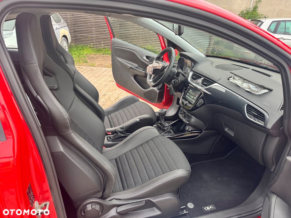 Opel Corsa 1.6 Turbo OPC - 32