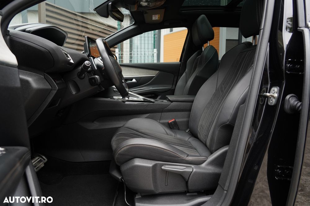 Peugeot 3008 PHEV EAT8 4X4 GT Pack - 24