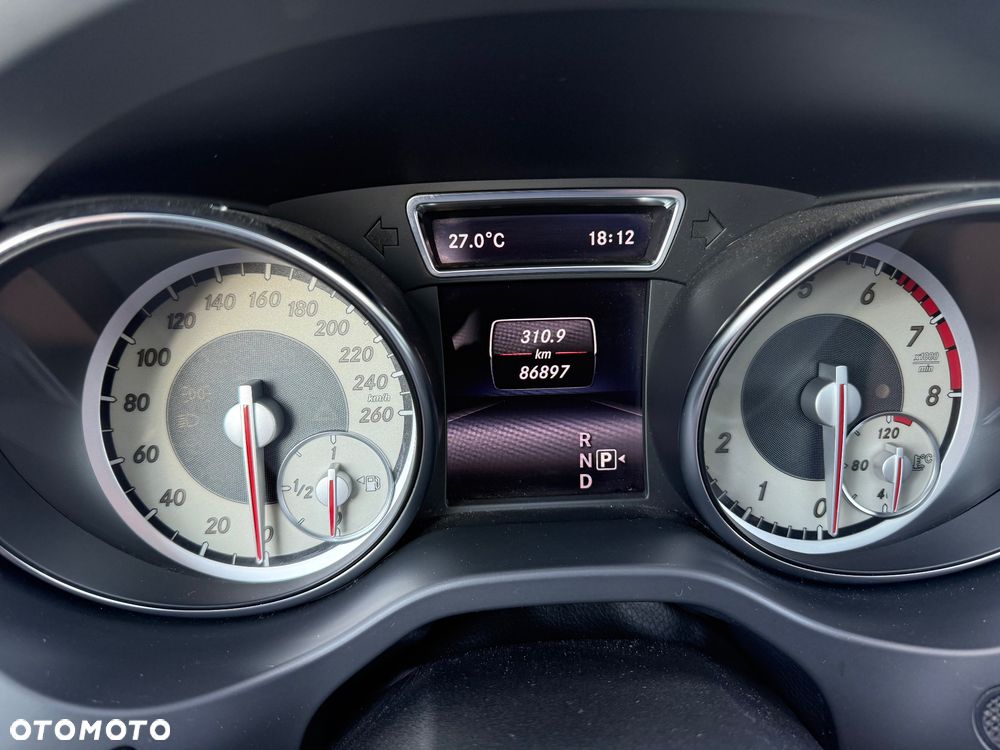 Mercedes-Benz CLA 250 4-Matic - 13