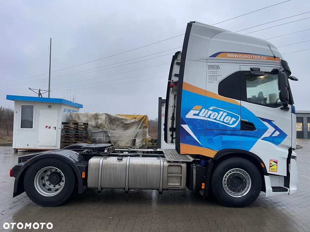 Iveco AS440ST / P - 10