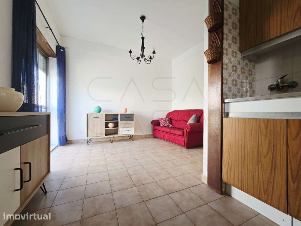 Apartamento de 2 assoalhadas totalmente mobilado no Urbisado - Grande imagem: 2/11