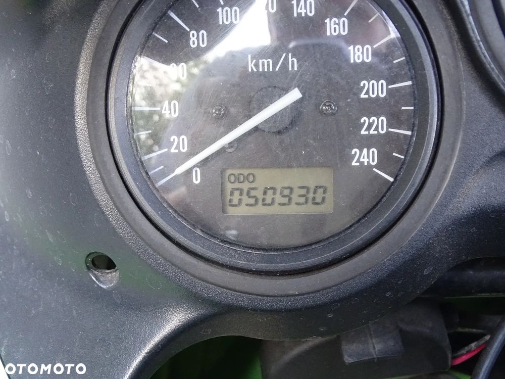 Suzuki SV - 12