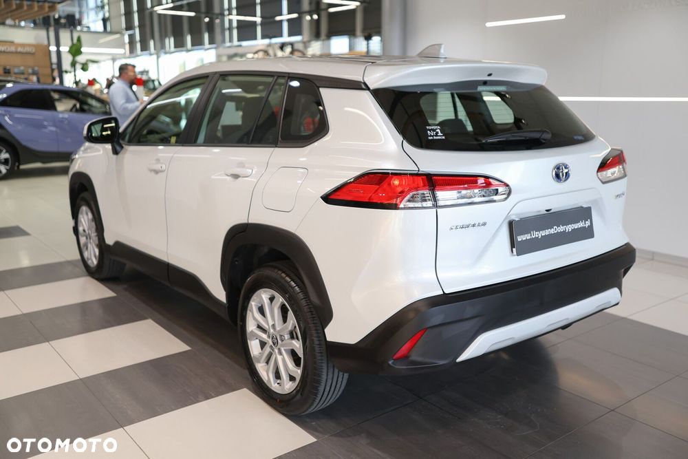 Toyota Corolla Cross - 4