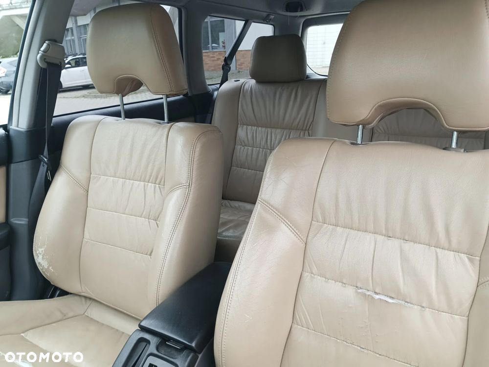 Subaru Outback - 19