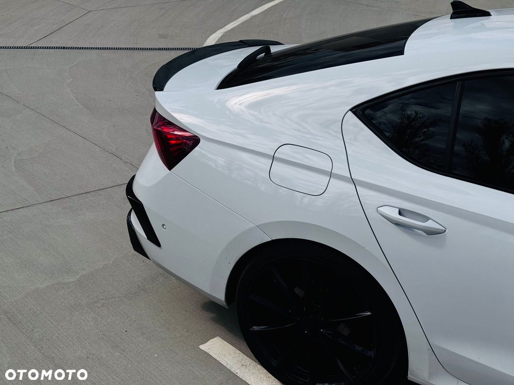 Skoda Octavia 1.5 TSI ACT Style DSG - 25