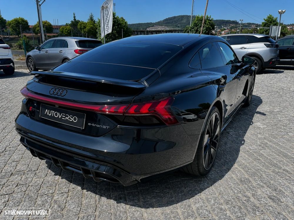 Audi RS e-tron GT quattro - 7