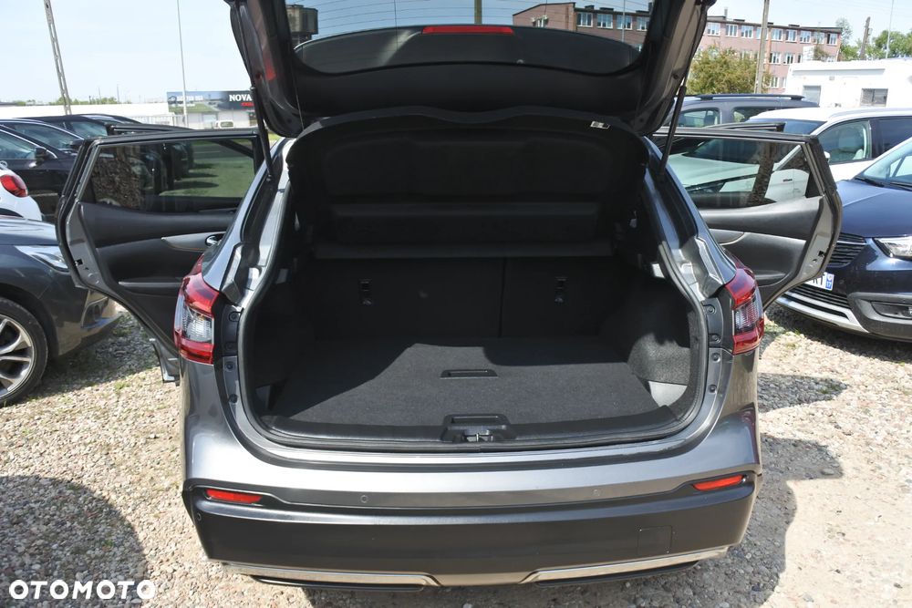 Nissan Qashqai 1.2 DIG-T Xtronic TEKNA+ - 12