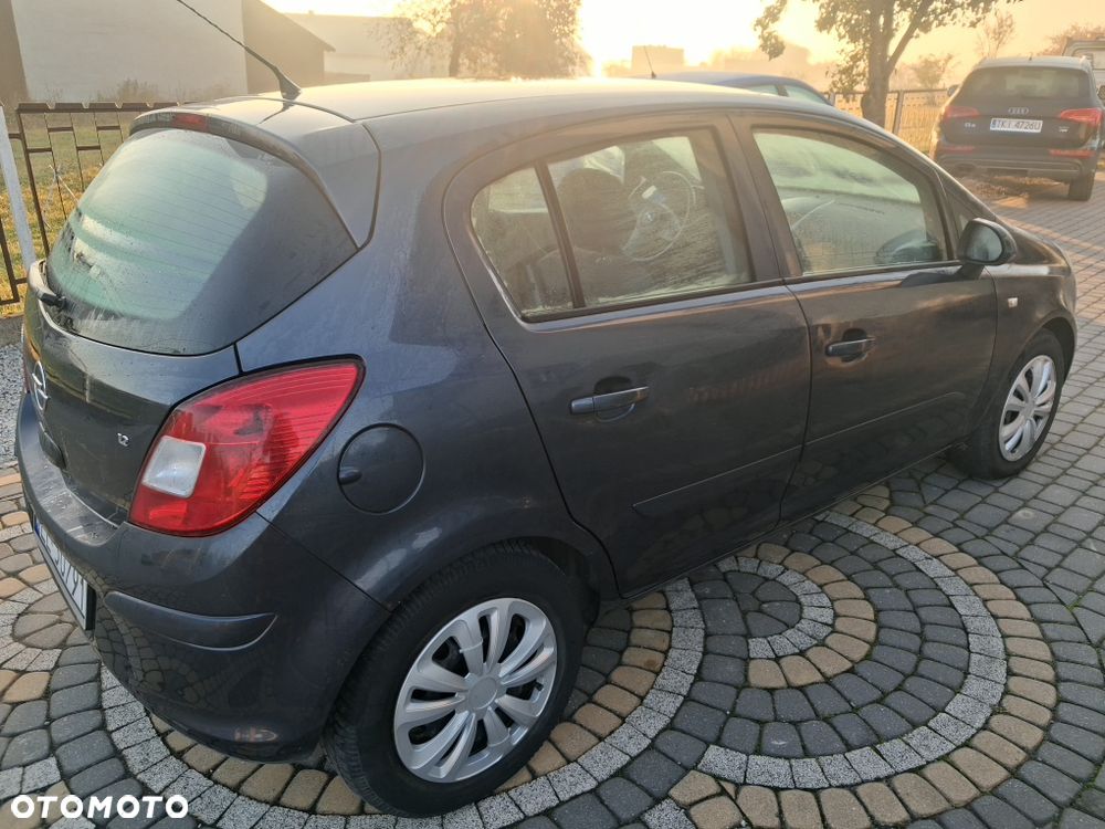 Opel Corsa - 4
