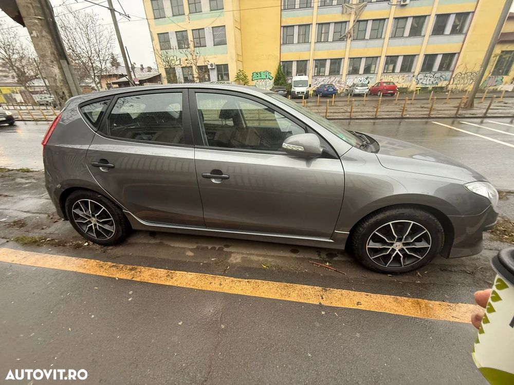 Hyundai i30 1.4 Comfort - 3