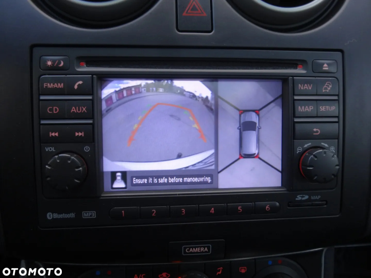 Nissan Qashqai 1.6 DCi 4x4 Tekna - 29