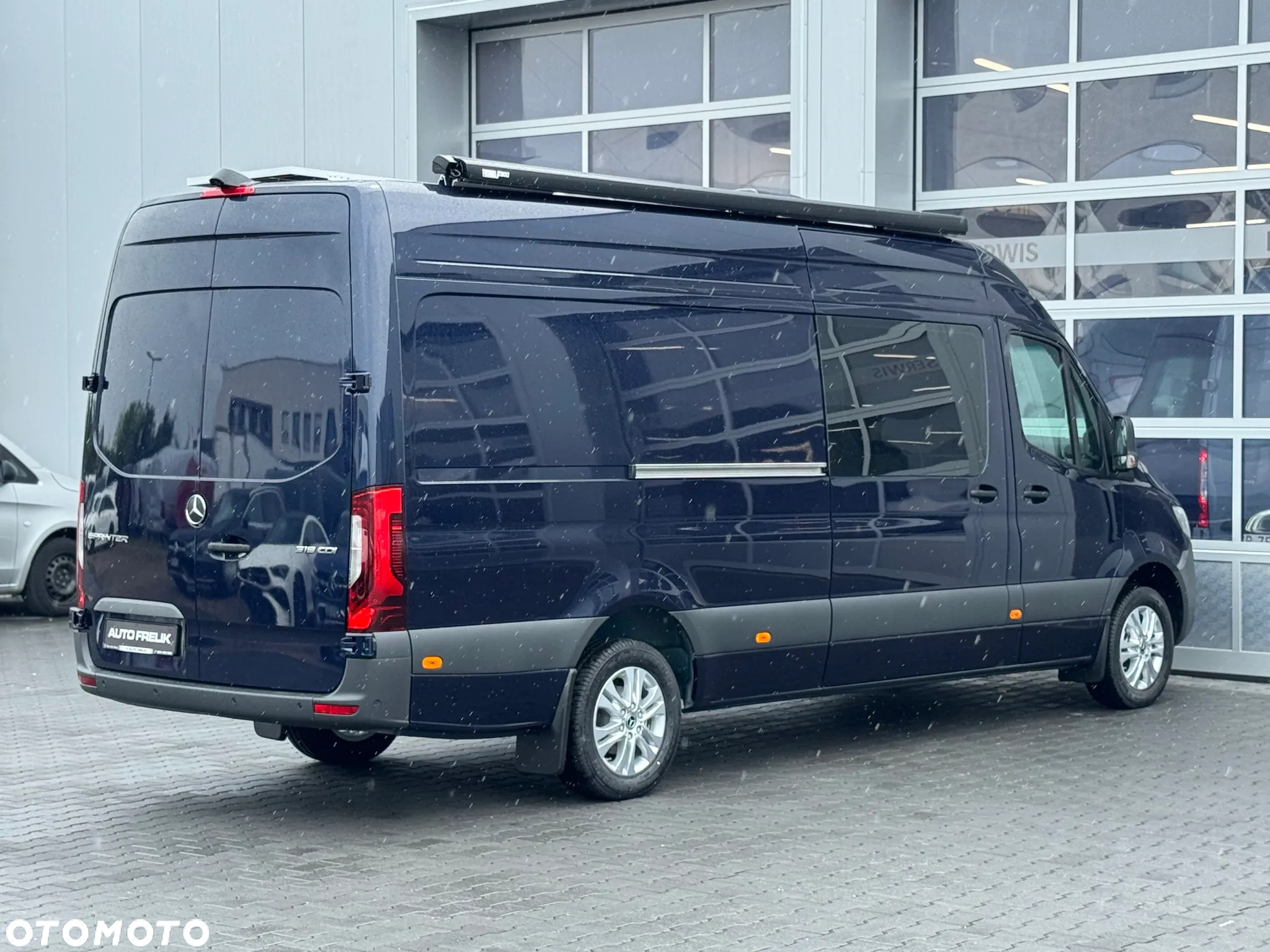 Mercedes-Benz Sprinter - 7