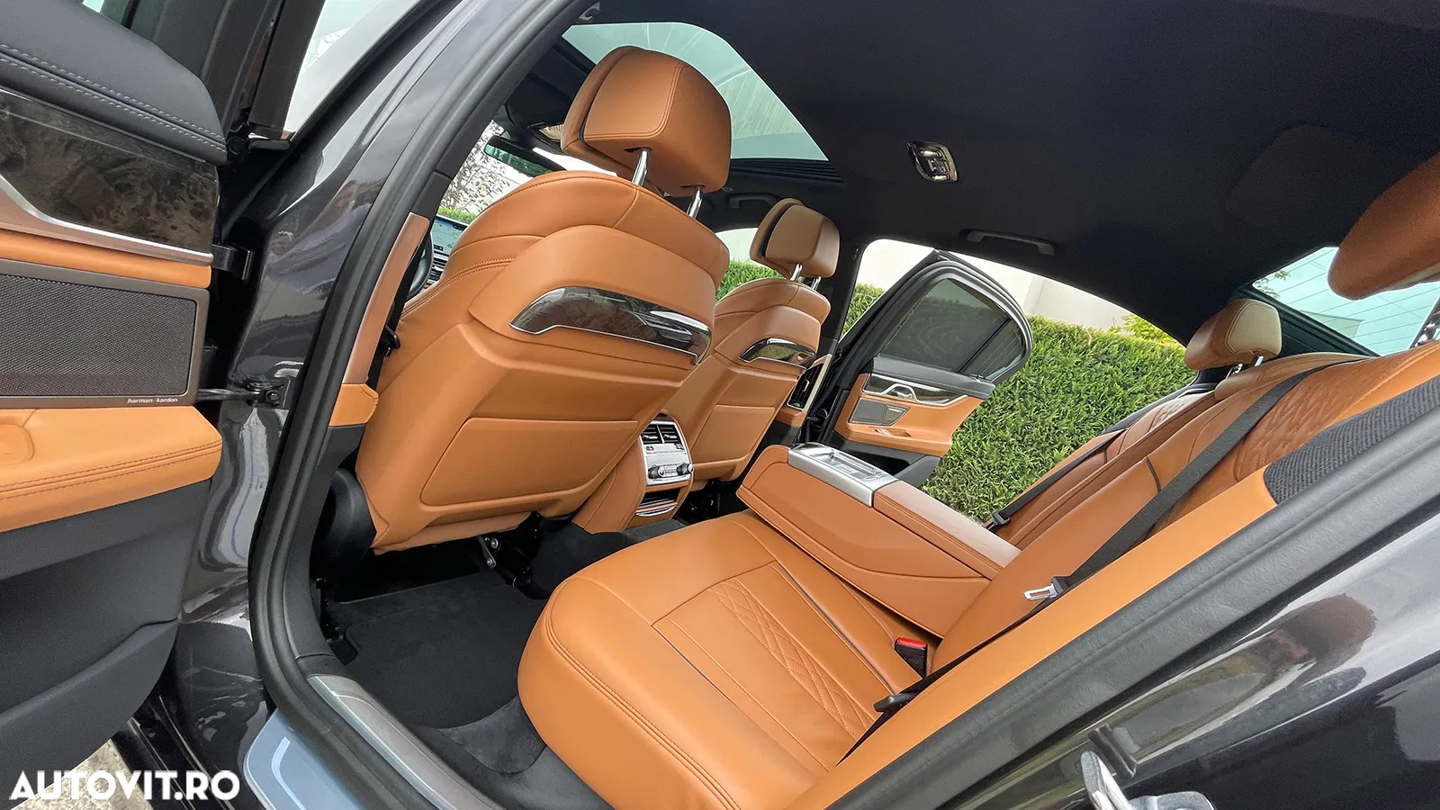 BMW Seria 7 740e iPerformance - 17