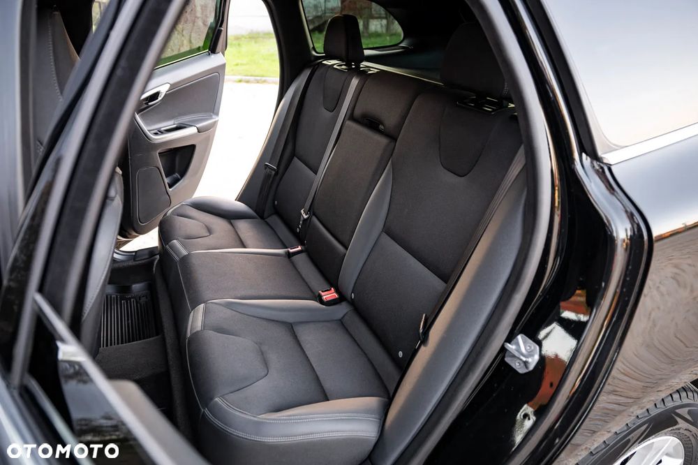 Volvo XC 60 D4 Kinetic - 25