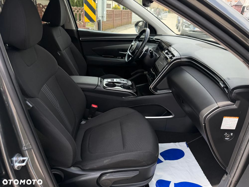 Hyundai Tucson 1.6 T-GDi HEV Executive 4WD - 13