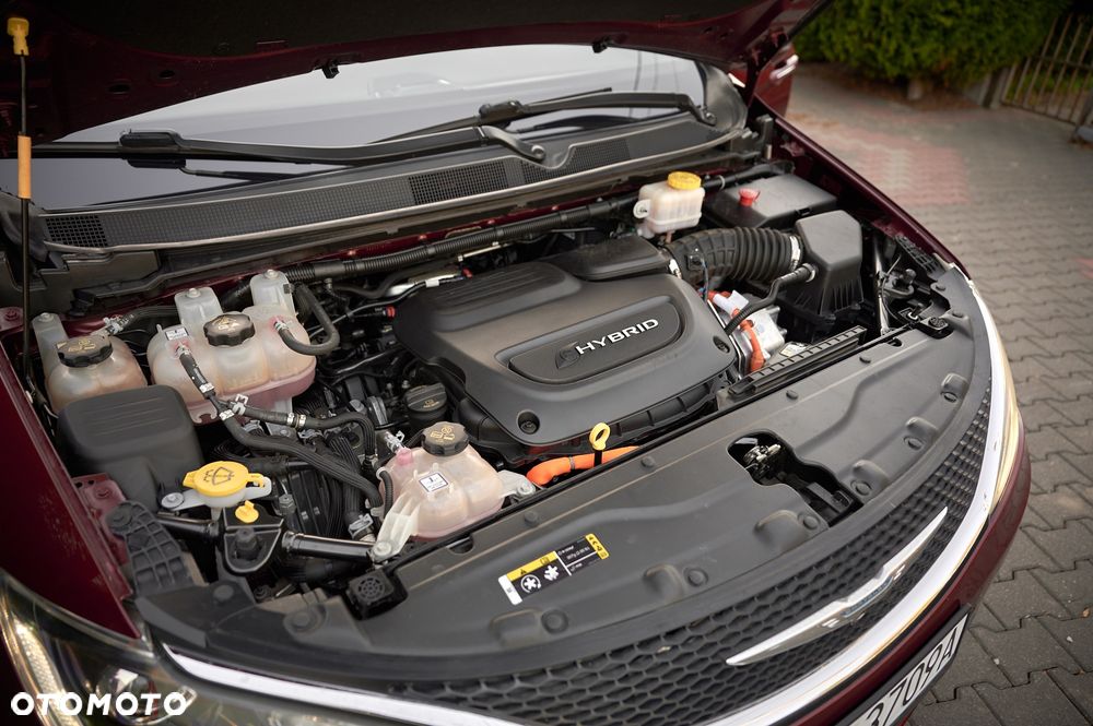 Chrysler Pacifica - 14