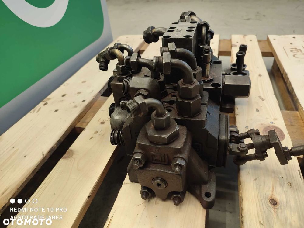 Rozdzielacz hydrauliczny Merlo Roto 40.18 - 6