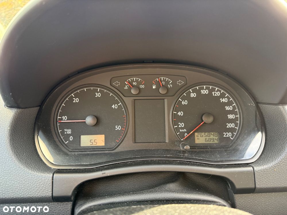 Volkswagen Polo 1.9 TDI - 12